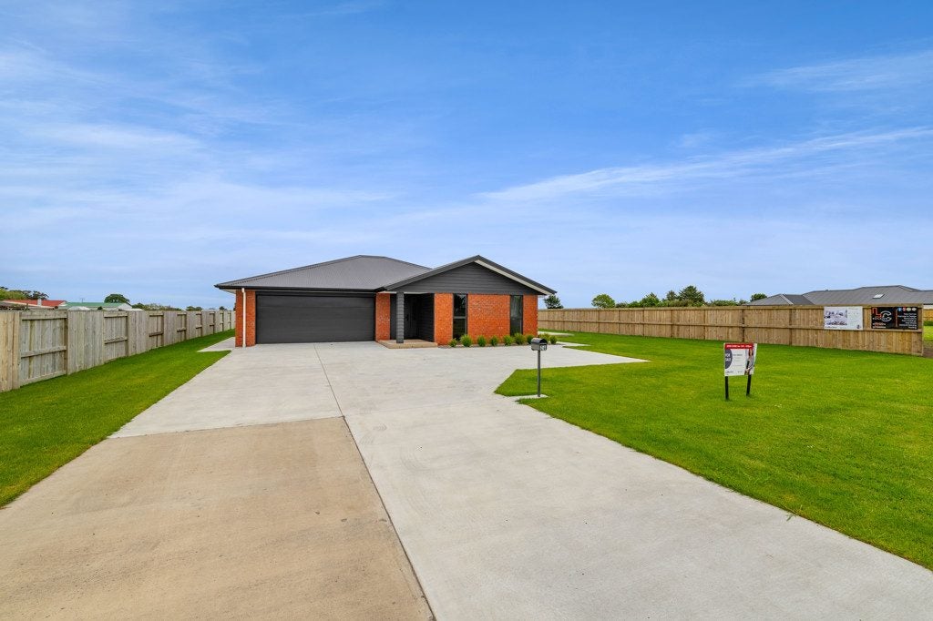 26 Chute Street, Normanby, Hawera - Carousel 22