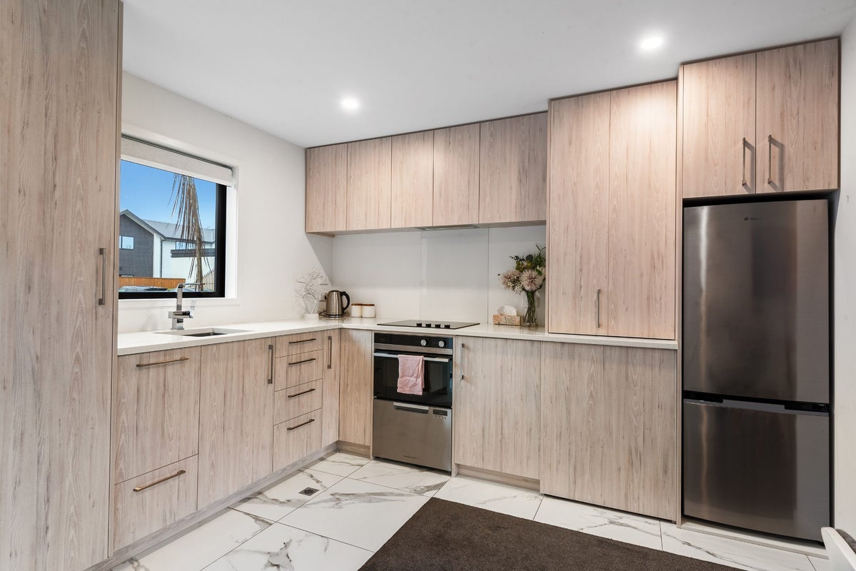 5/105 Purchas Street, Edgeware, Christchurch - Carousel 2