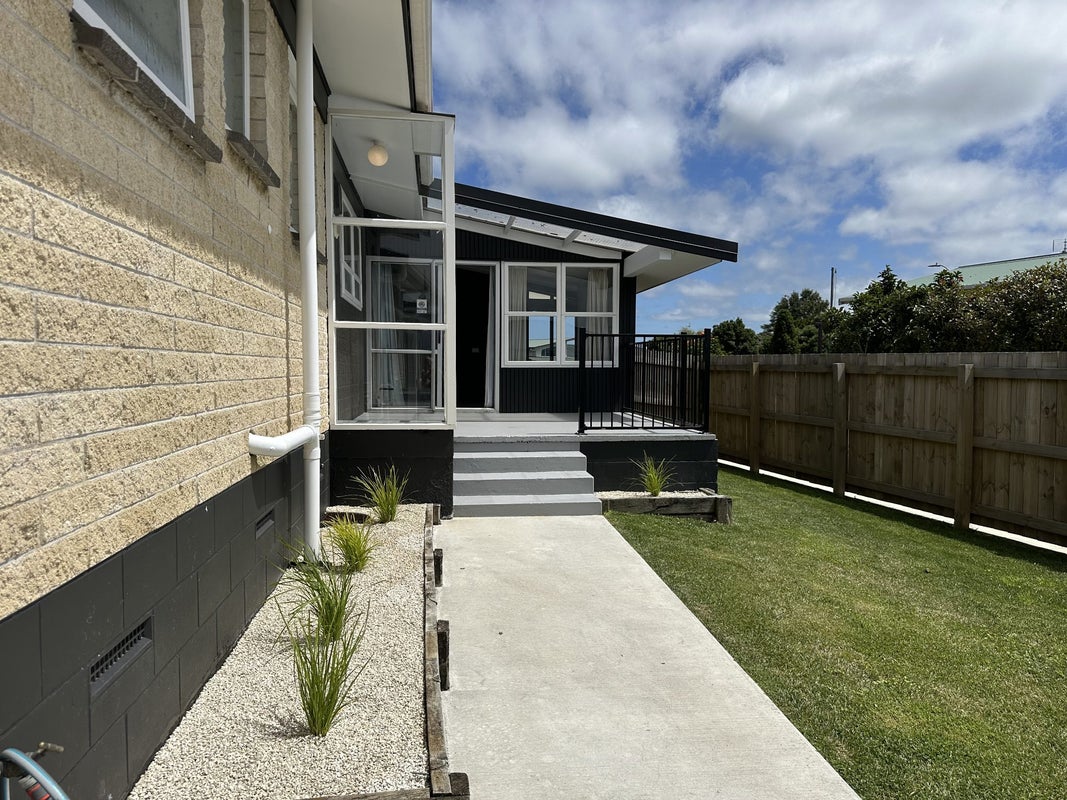 53 Sandspit Road, Waiuku, Waiuku - Carousel 24