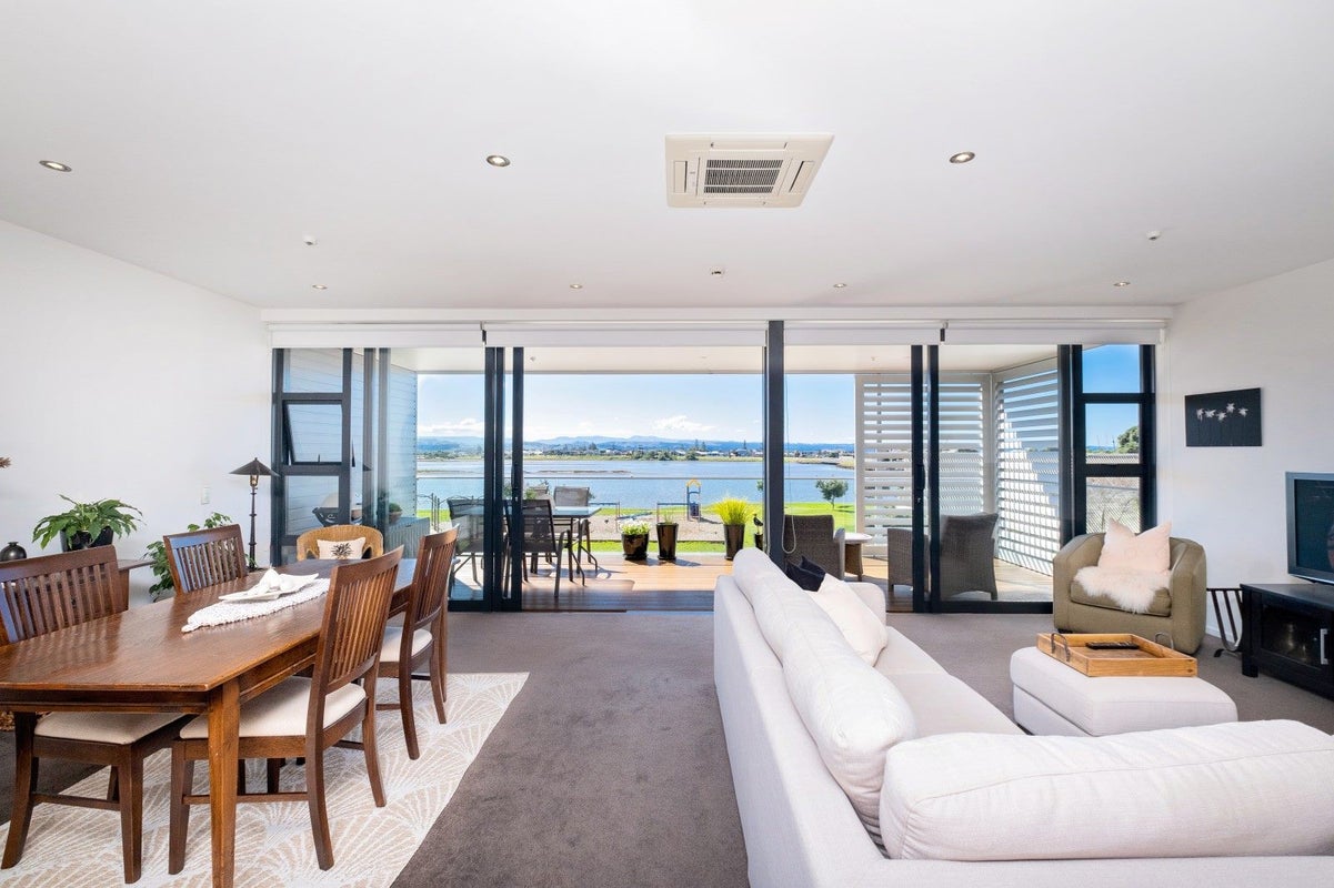 305/7 Humber Street, Pandora, Napier - Carousel 1