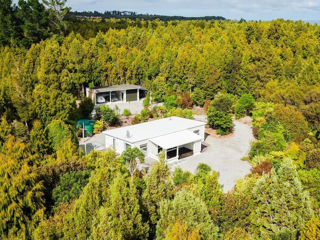 1 Hurren Place West, Kumara Junction, Greymouth - Carousel 2