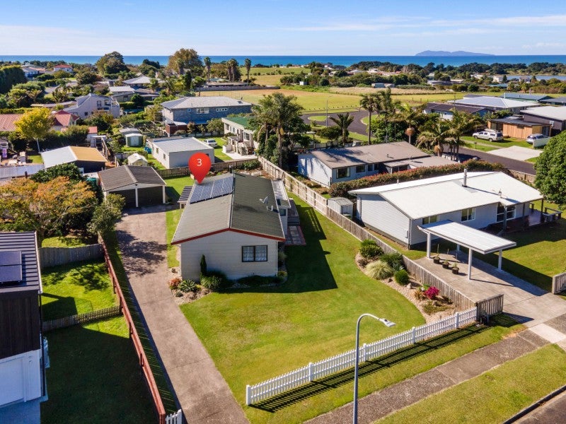 3 Adela Stewart Drive, Athenree, Katikati - Carousel 1