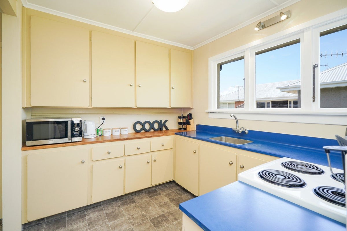 24 Adamson Crescent, Glengarry, Invercargill - Carousel 2