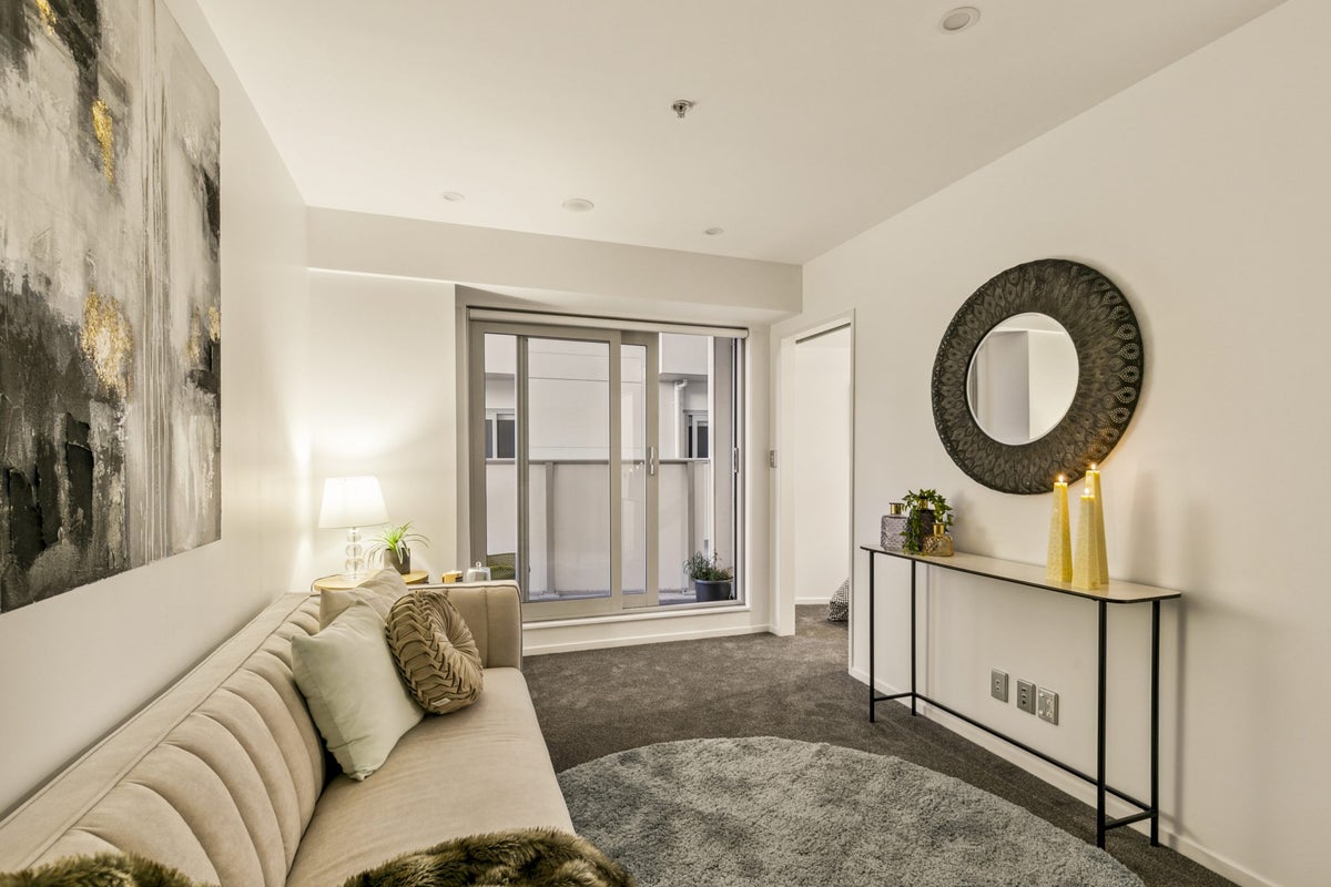 417/74 Taranaki Street, Te Aro, Wellington - Carousel 1