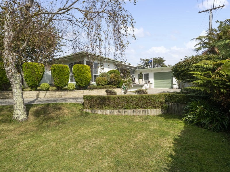 7 Moa Road, Raumati Beach, Paraparaumu - Carousel 1