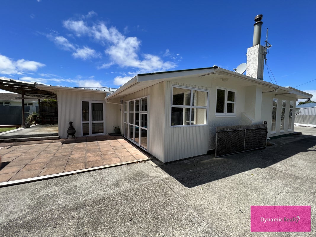 15 Ilford Place, Awapuni, Palmerston North - Carousel 1