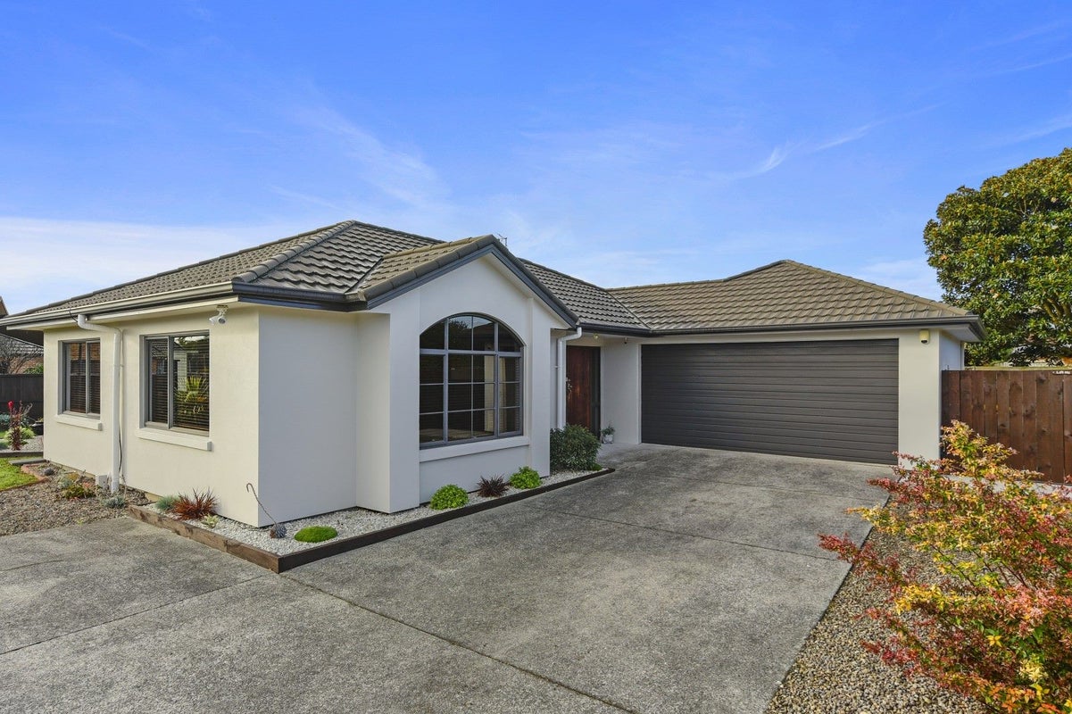 3 Kingsbury Court, Rototuna North, Hamilton - Carousel 1