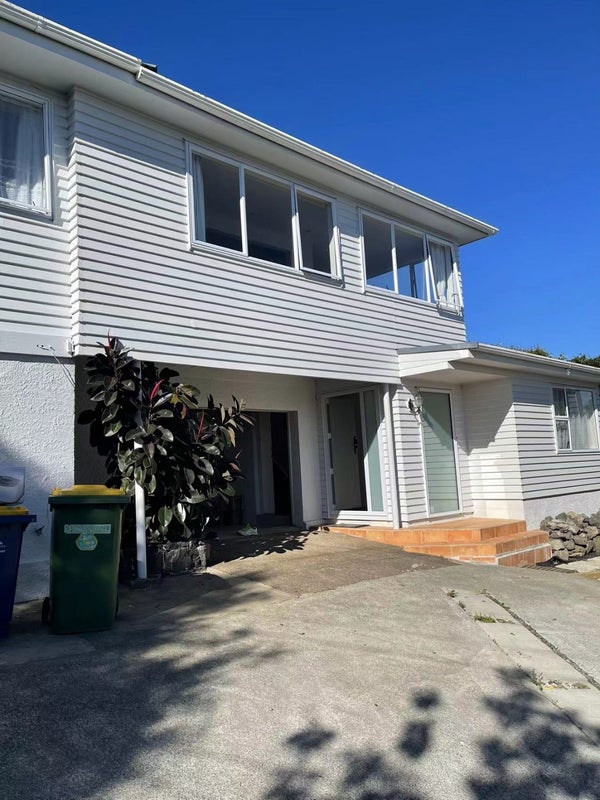 9 Wolsley Avenue, Milford, Auckland - Carousel 1