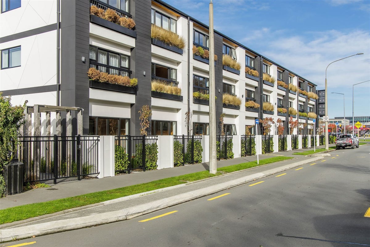 9/420 Hagley Avenue, Christchurch Central, Christchurch - Carousel 2