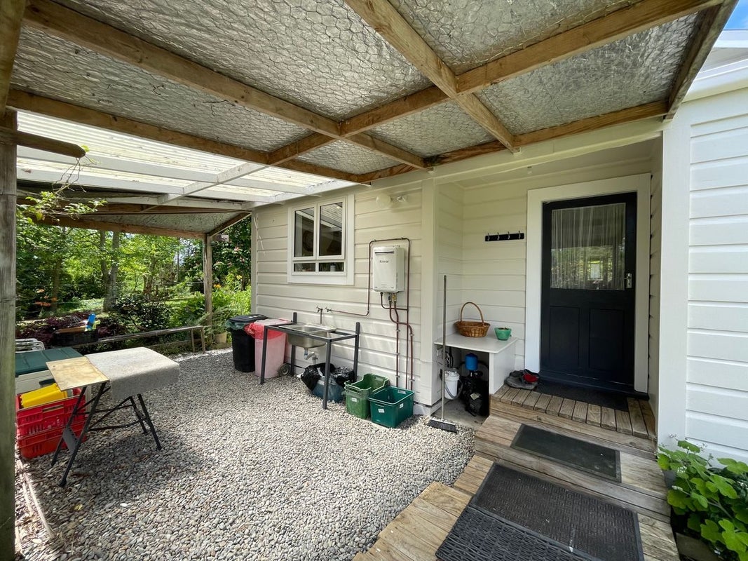 22 Walkers Road, Longburn, Palmerston North - Carousel 37
