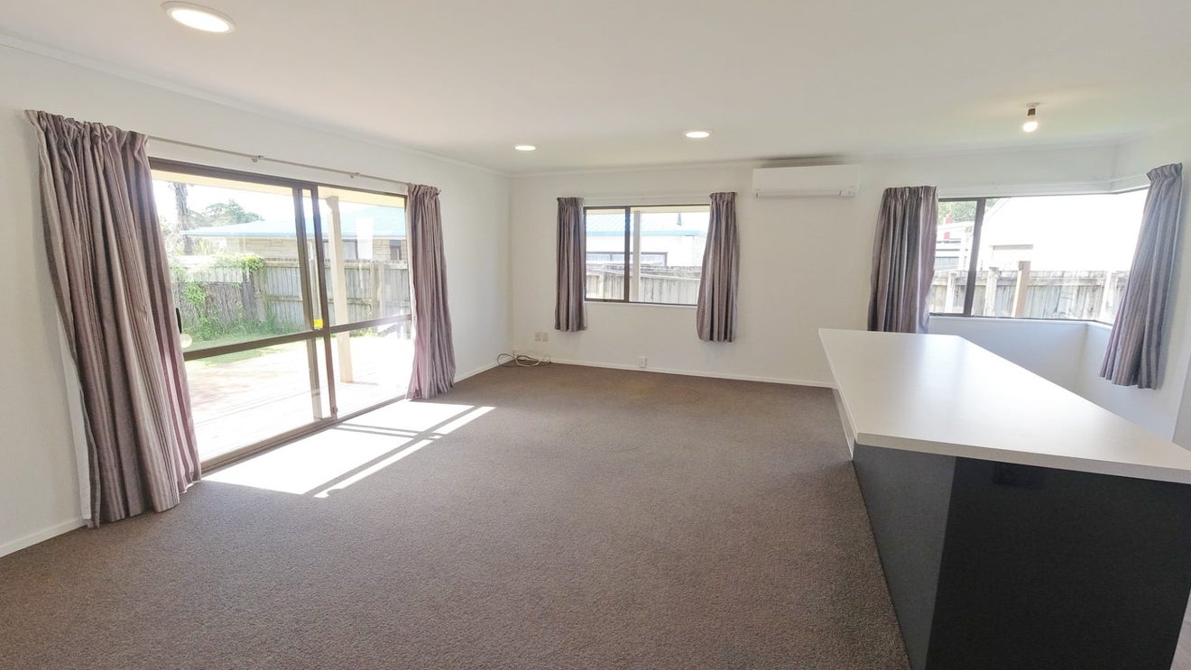 57A Knighton Road, Hillcrest, Hamilton - Carousel 2