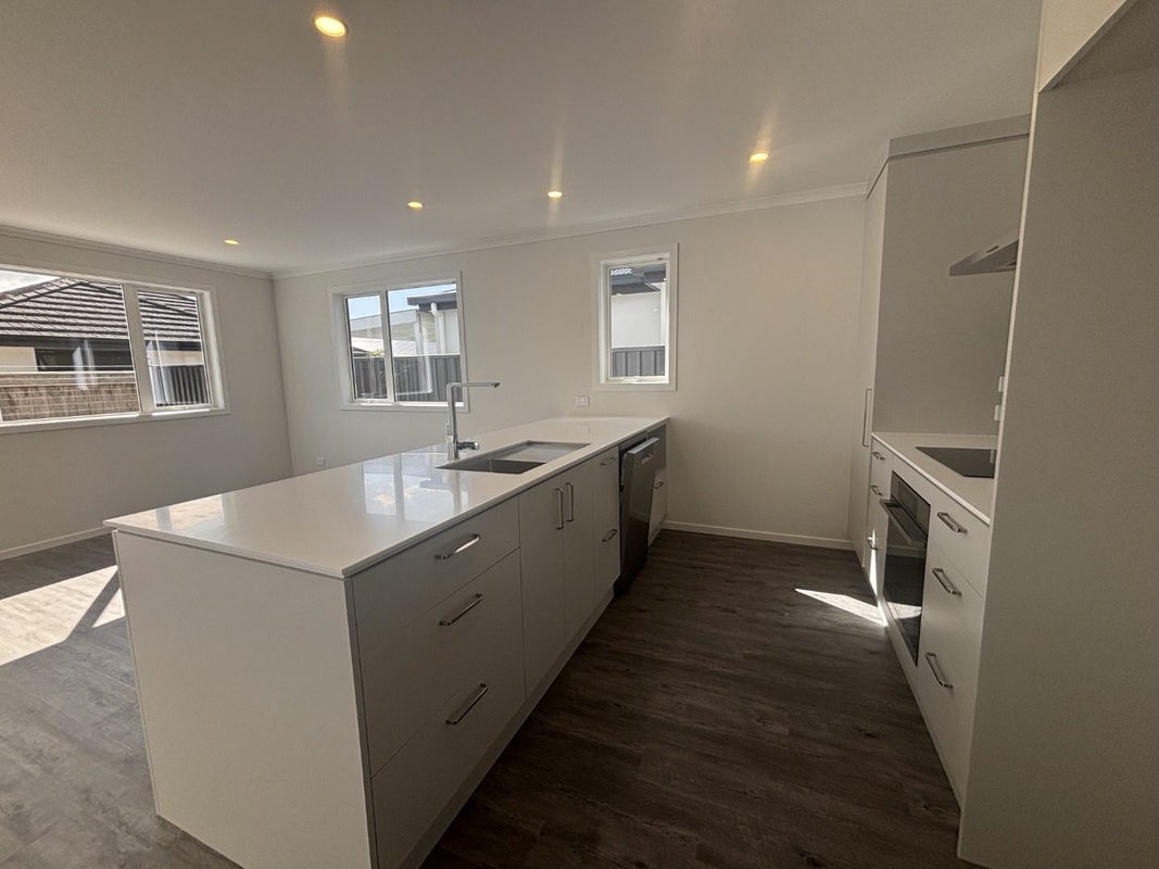 48 Chertsey Road, Appleby, Richmond - Carousel 2