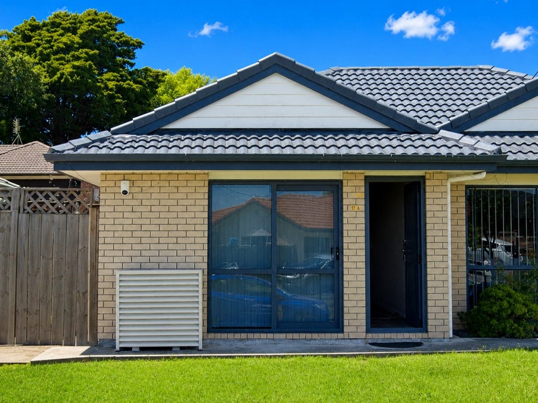 37 Foxlaw Street, Randwick Park, Auckland - Carousel 1