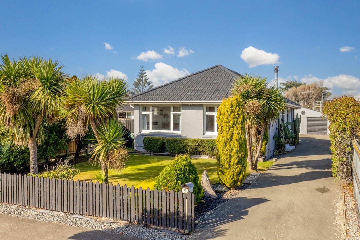 5 Jellicoe Street, South New Brighton, Christchurch - Carousel 1