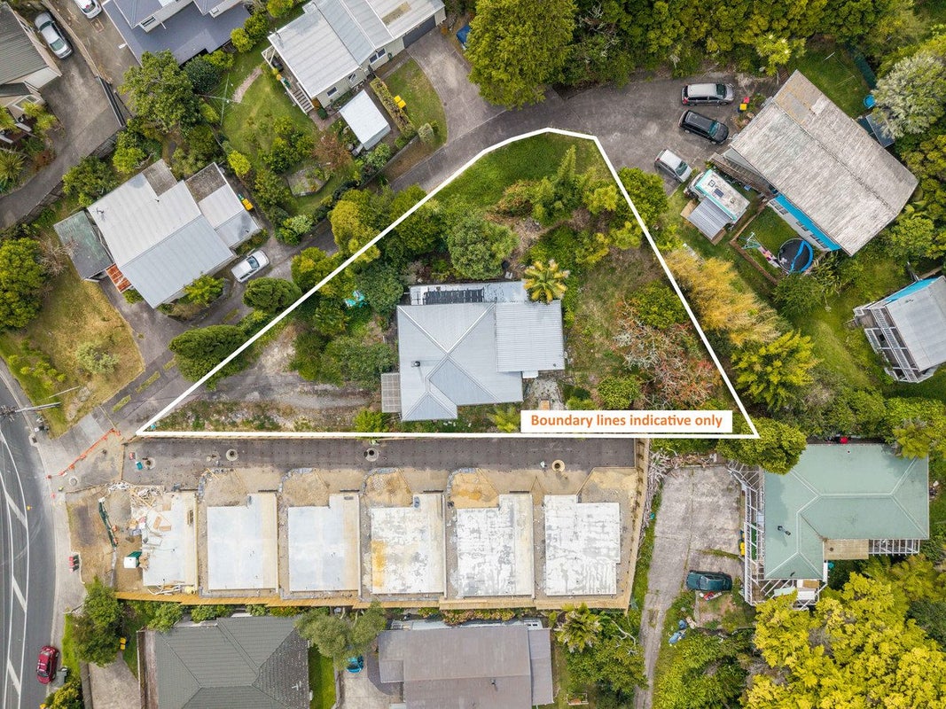 10 Seymour Road, Sunnyvale, Auckland - Carousel 1