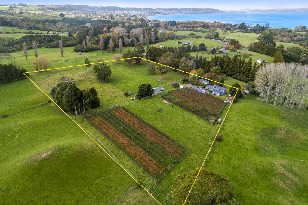 221 Hamurana Road, Rotorua - Carousel 1