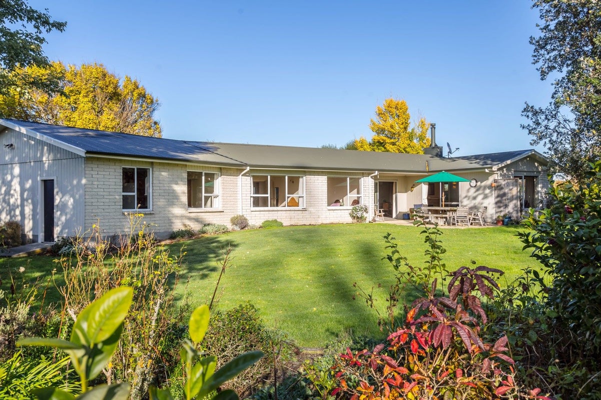 266 Upper Plain Road, Upper Plain, Masterton - Carousel 1