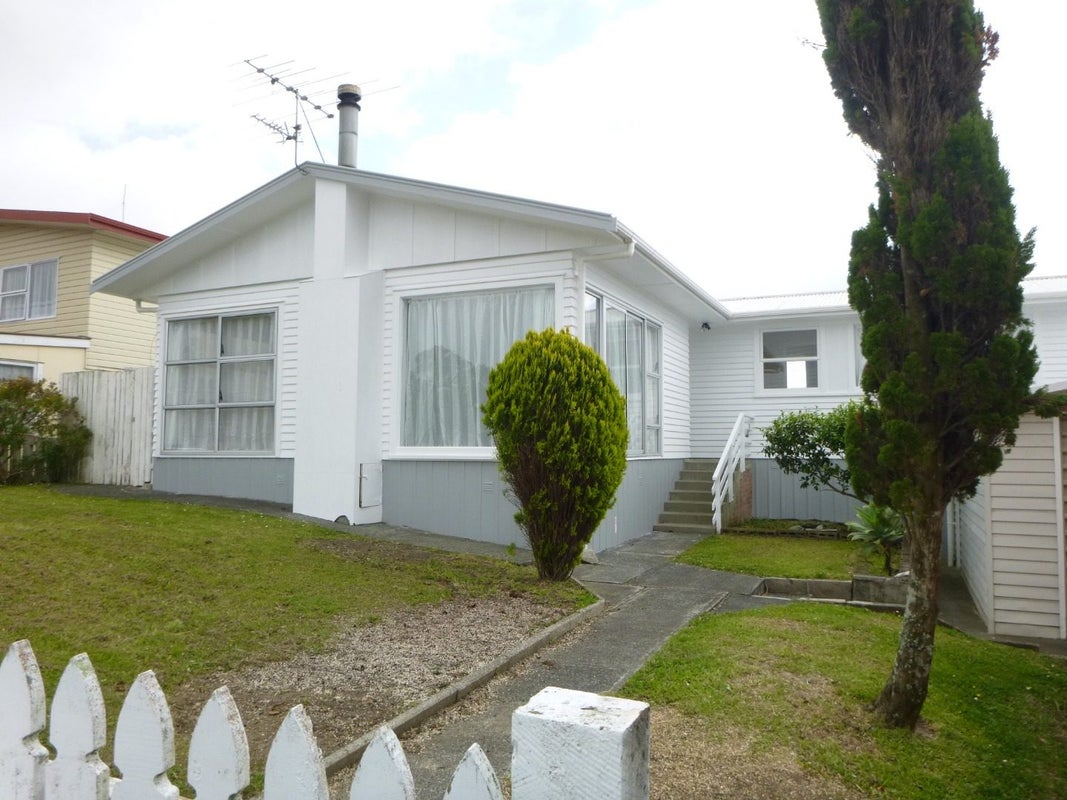 67 Juniper Road, Sunnynook, Auckland - Carousel 2