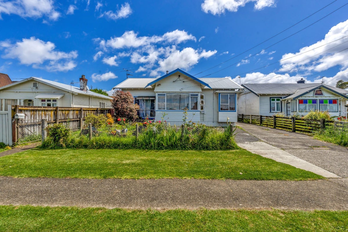 37 Albert Street, Otahuhu, Auckland - Carousel 2