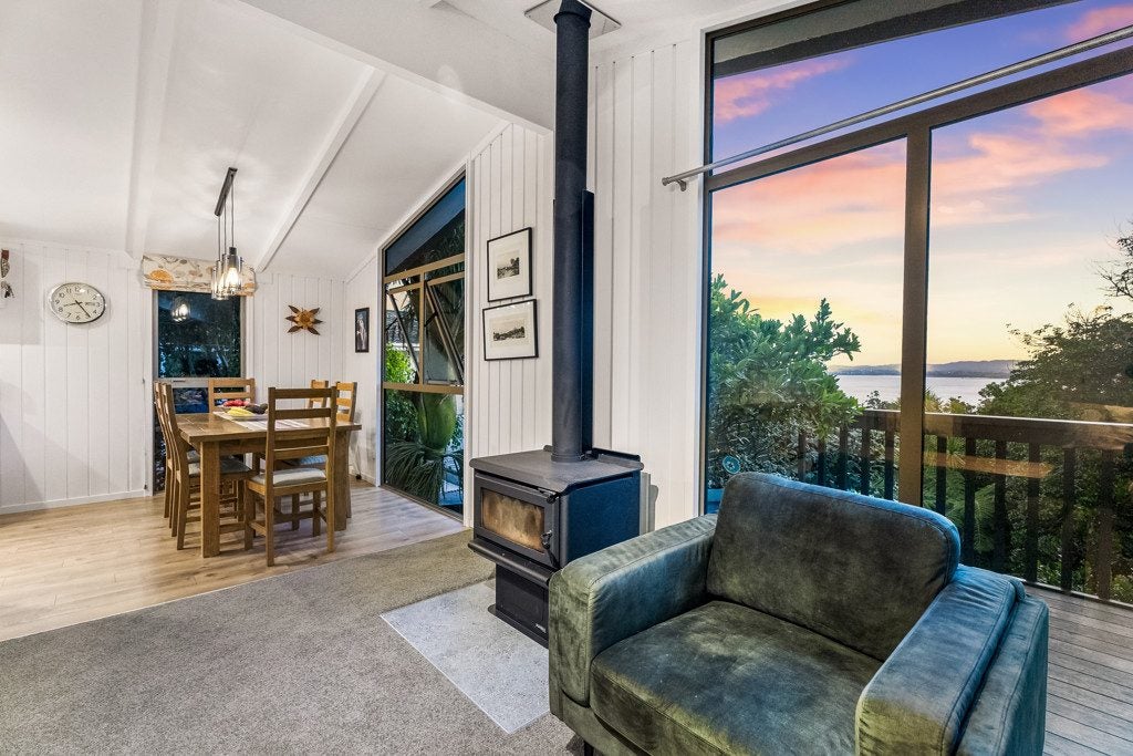 69 Hadfield Street, Beach Haven, Auckland - Carousel 1