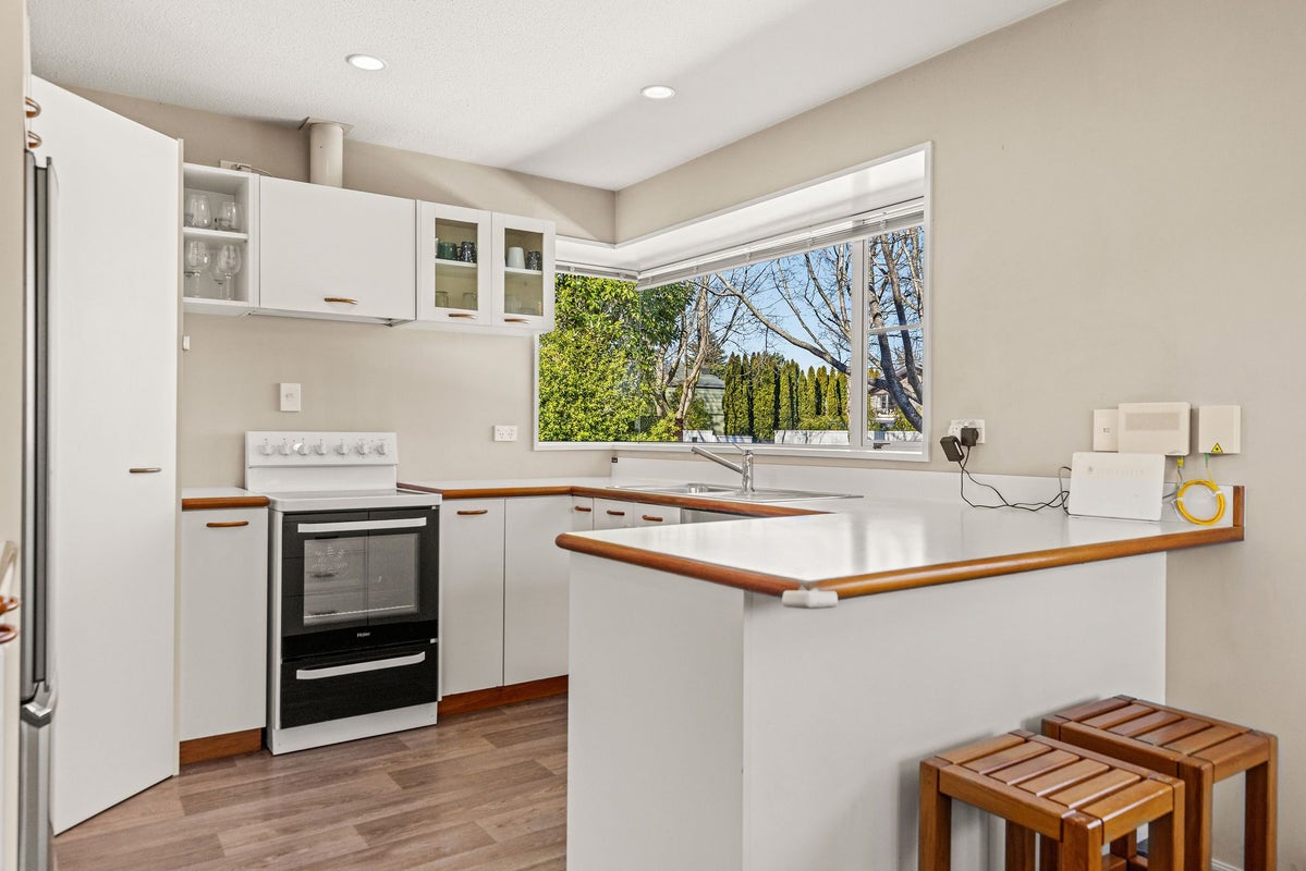2/18 Barnes Road, Redwood, Christchurch - Carousel 2