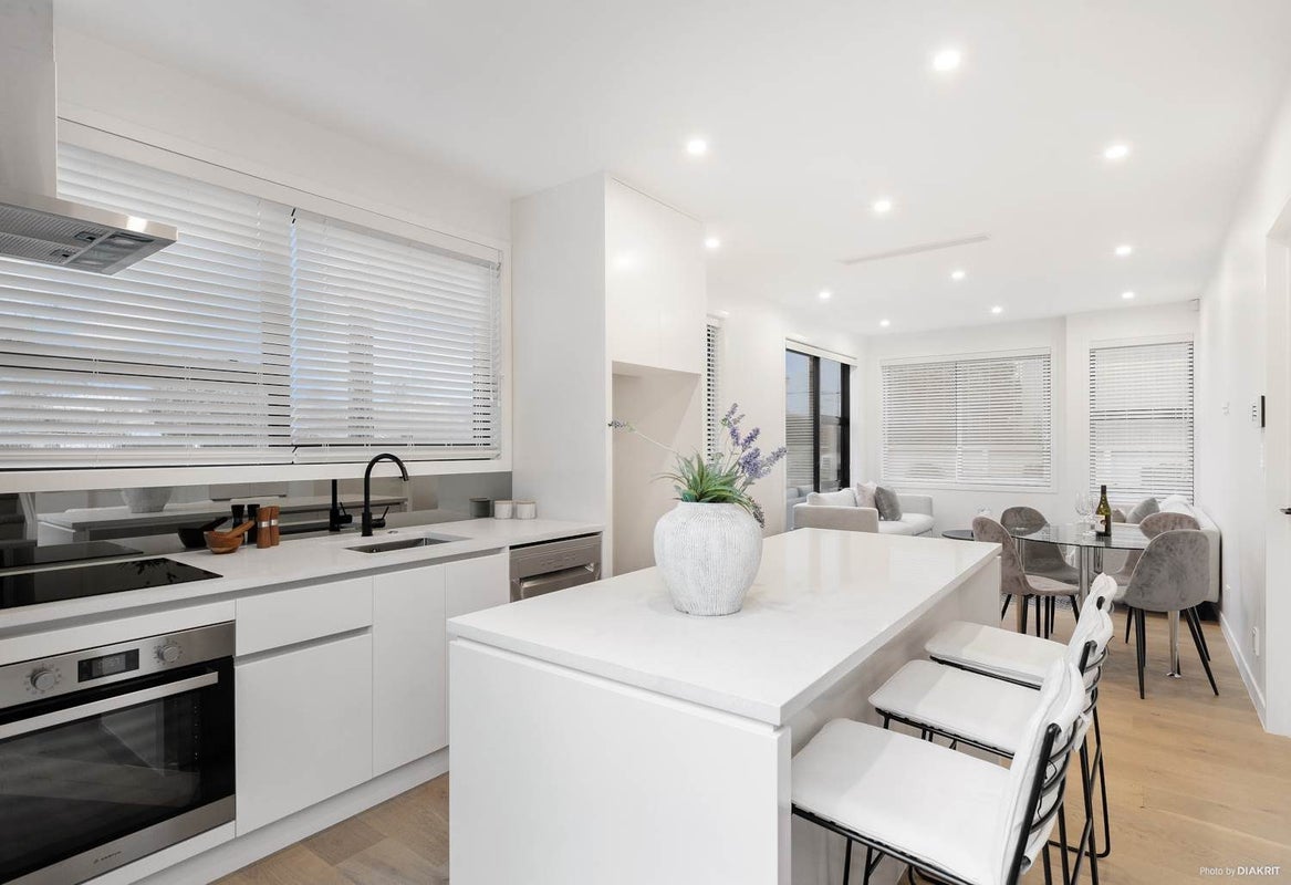 28A Fernleigh Avenue, Royal Oak, Auckland - Carousel 2