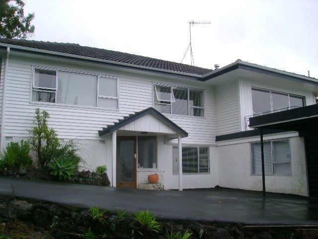 26 Beach Road, Mellons Bay, Auckland - Carousel 1