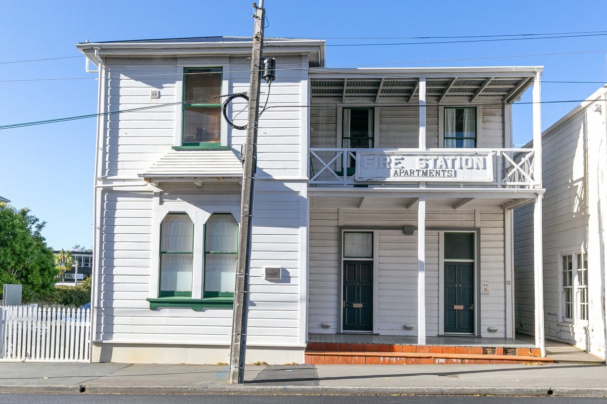 1/12 Murphy Street, Thorndon, Wellington - Carousel 1