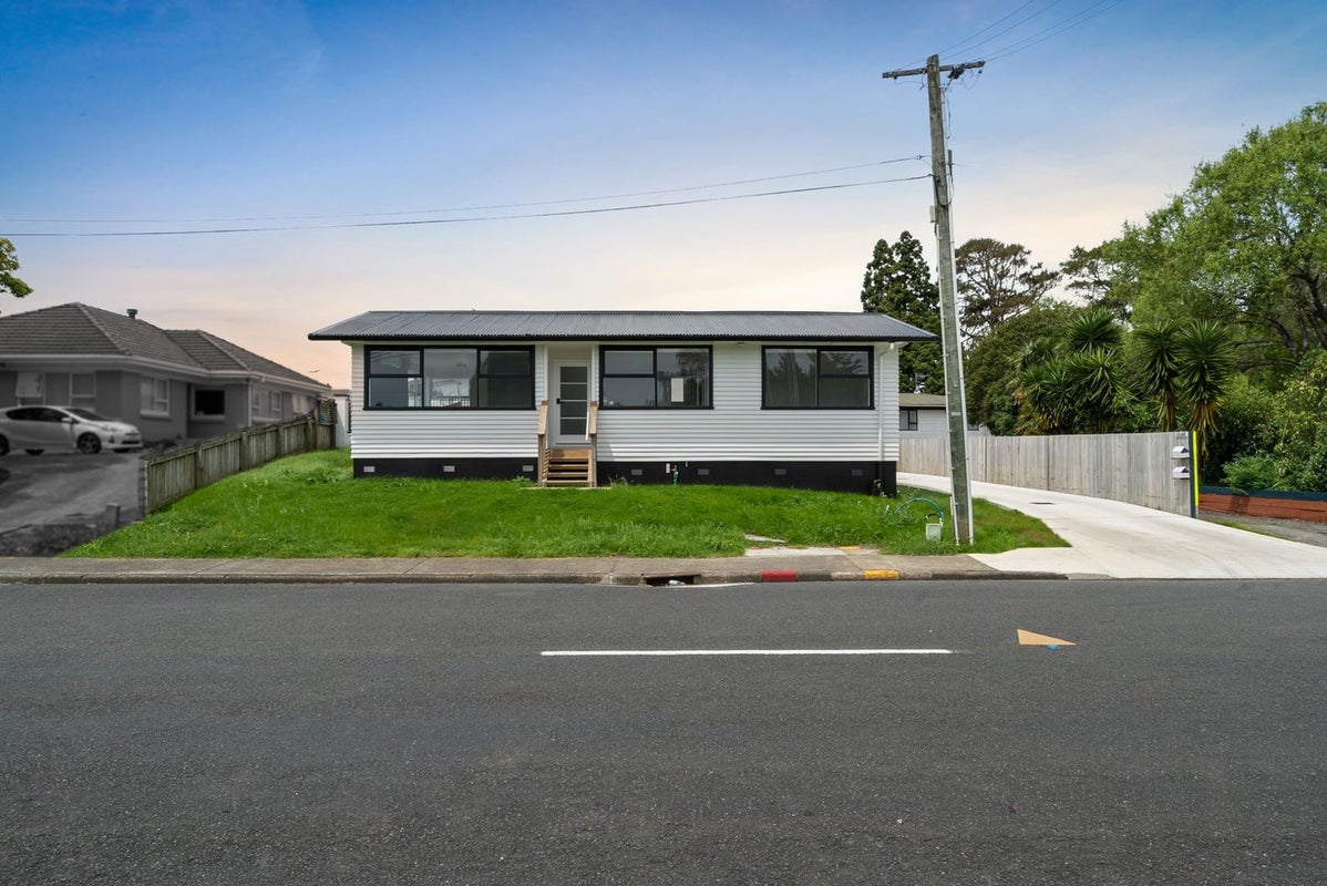 34B Landon Avenue, Mangere East, Auckland - Carousel 1