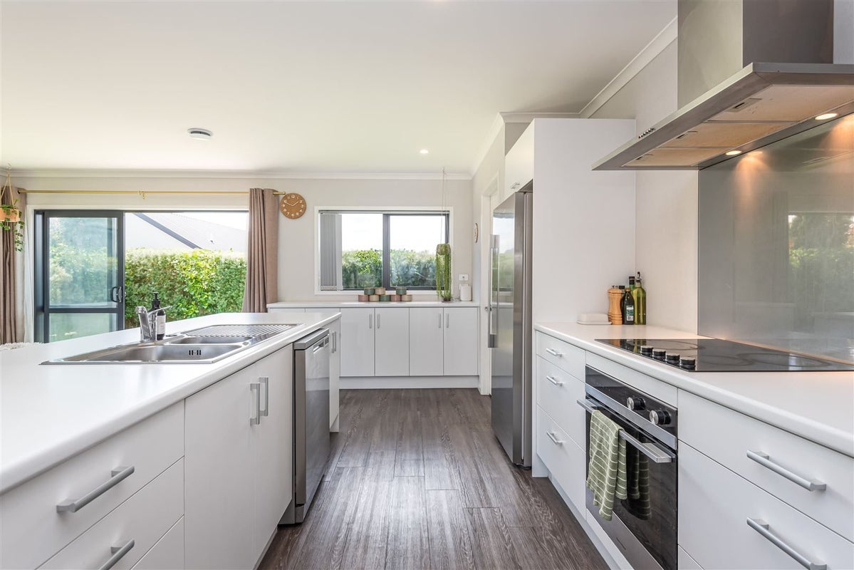 6 Hosta Lane, Wigram, Christchurch - Carousel 2