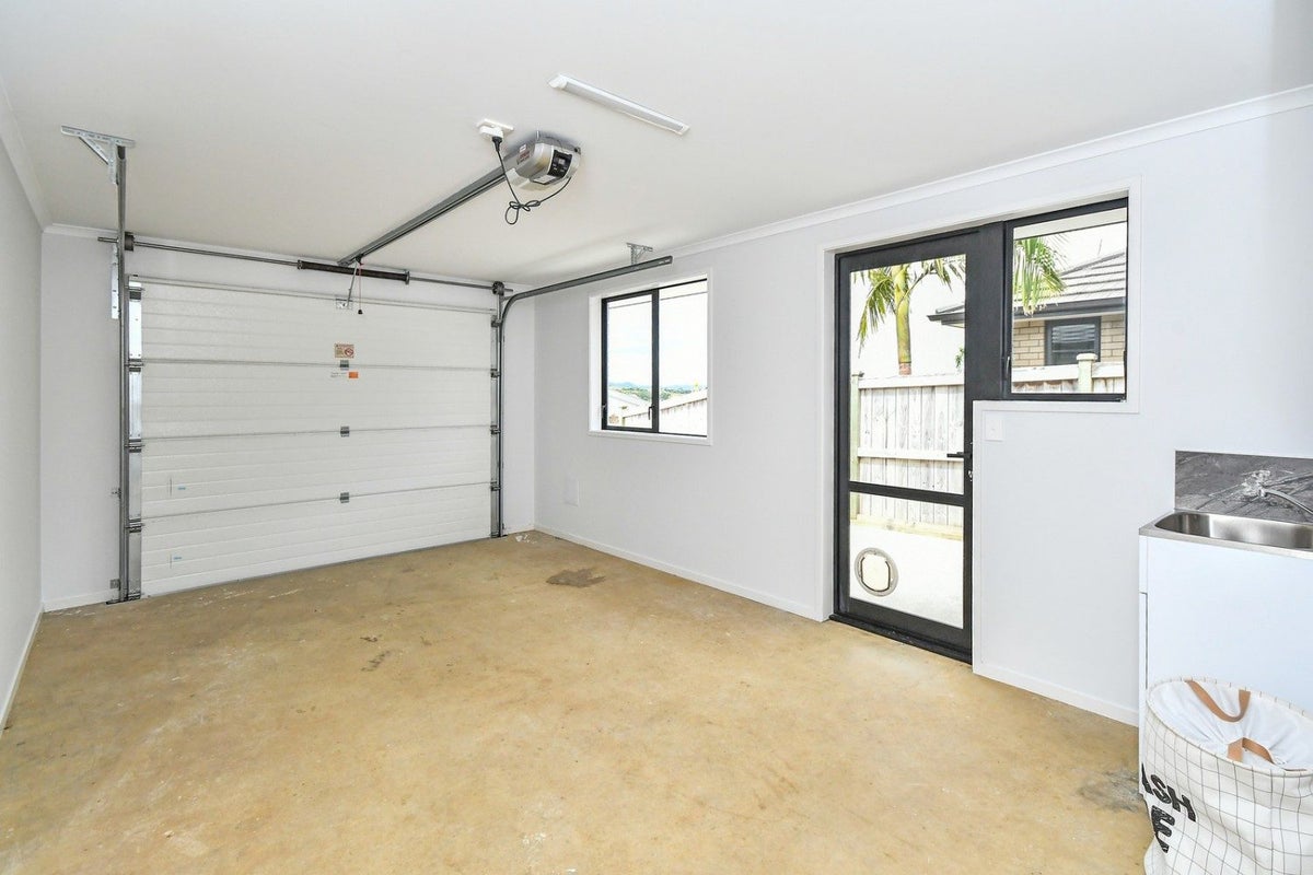 25 Lippiatt Crescent, POKENO - Carousel 20