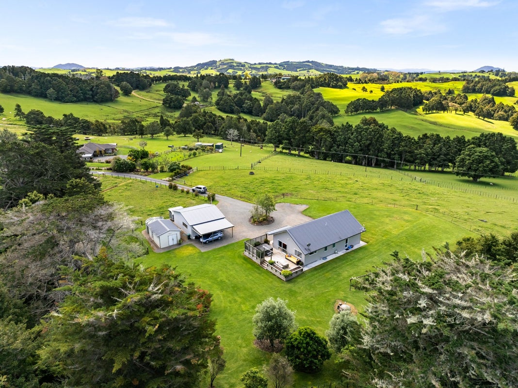 377 Gumtown Road , Kamo, WHANGAREI - Carousel 1