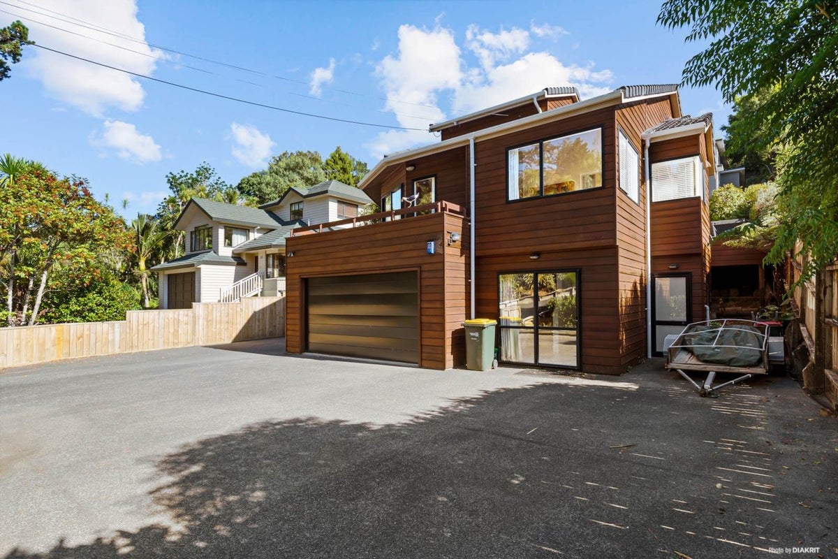 1/88 Braemar Road, Castor Bay, Auckland - Carousel 2