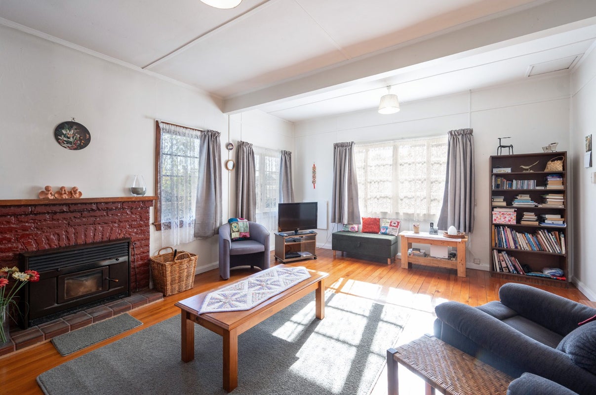 98 Cambria Street, The Wood, Nelson - Carousel 2