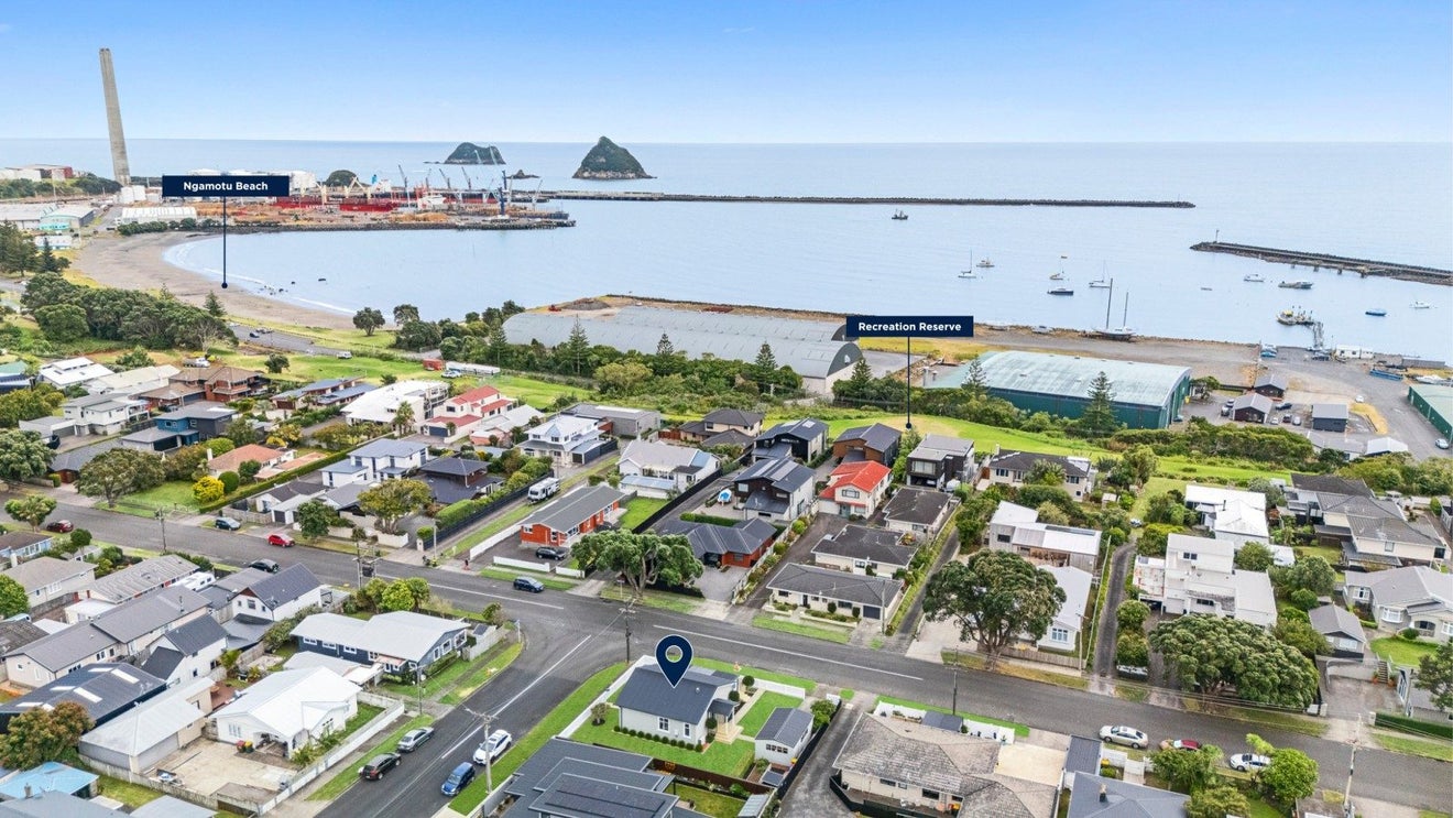 1 Rainsford Street, Moturoa, New Plymouth - Carousel 27