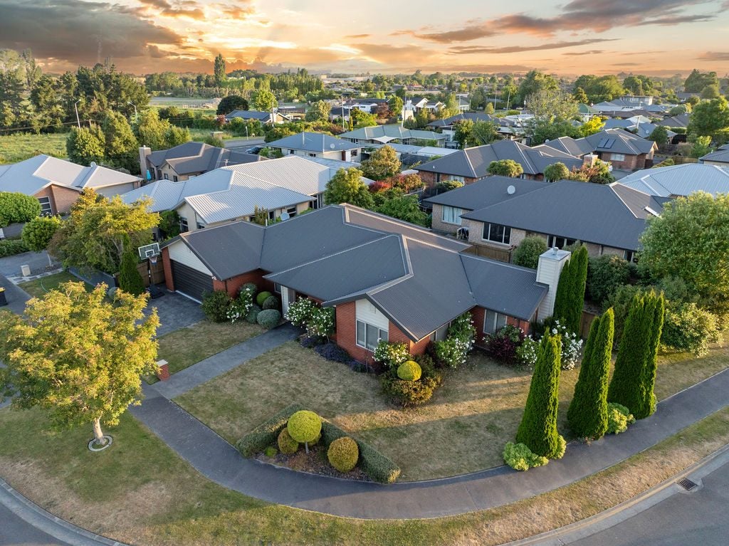 68 Rushmore Drive, Belfast, Christchurch - Carousel 2