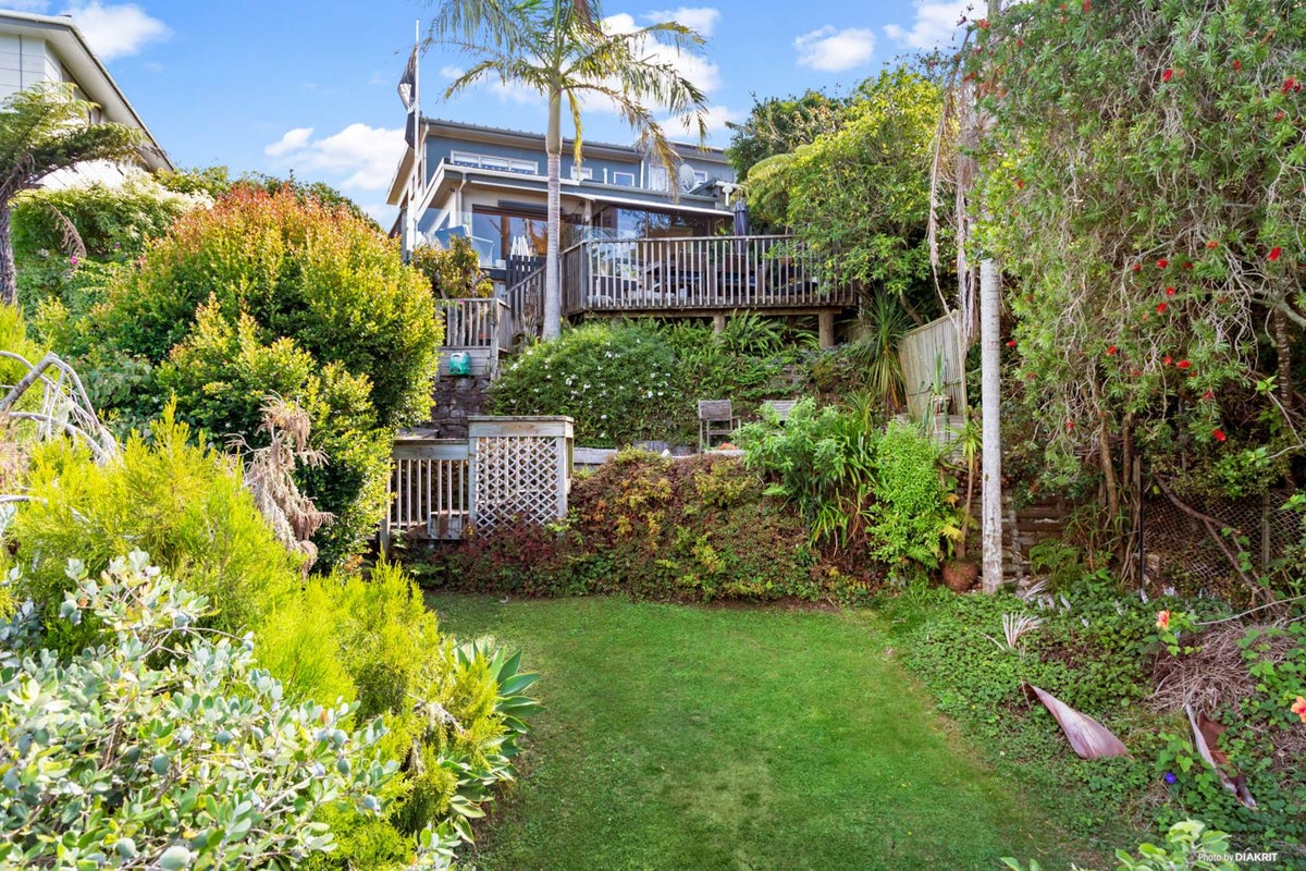 2/226 Glenvar Road, Torbay, Auckland - Carousel 2