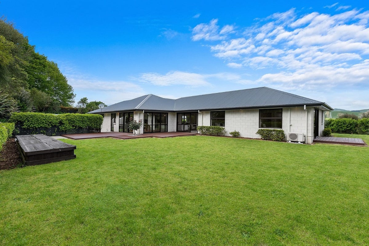 20 Riverside Lane, Karapiro, Cambridge - Carousel 2