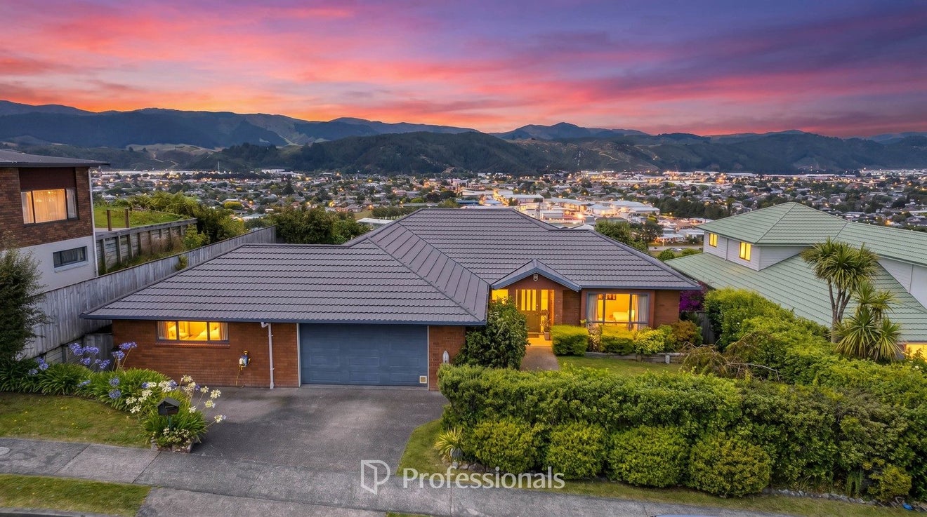 53 Riverstone Drive, Riverstone Terraces, Upper Hutt - Carousel 2