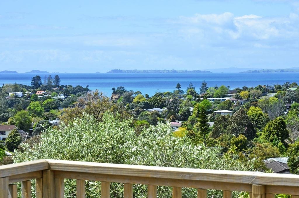 20 Geoffrey Road, Torbay, Auckland - Carousel 18