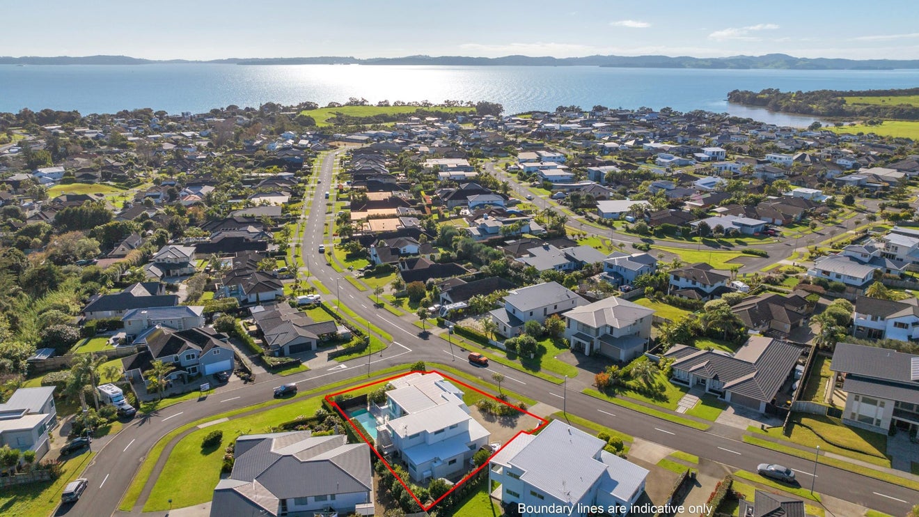 32 Intrepid Crescent, Beachlands, Auckland - Carousel 36