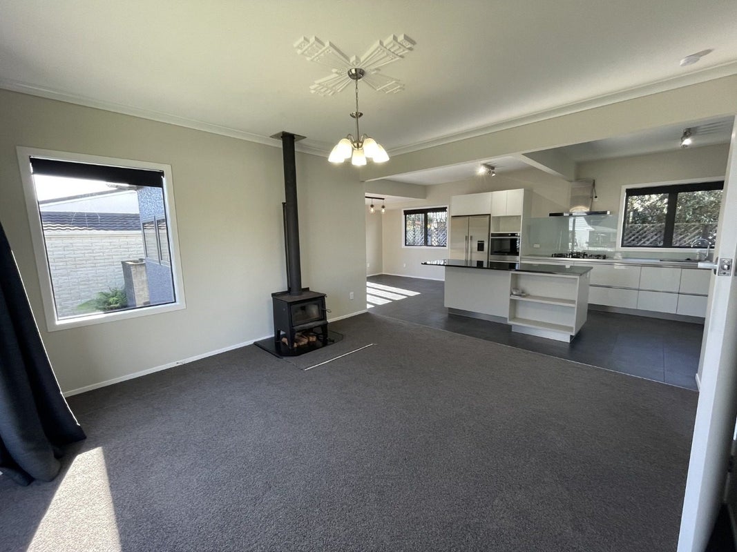 23 List Street, Welbourn, New Plymouth - Carousel 2