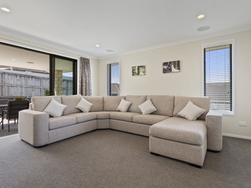 14 Valley View, Bethlehem, Tauranga - Carousel 2