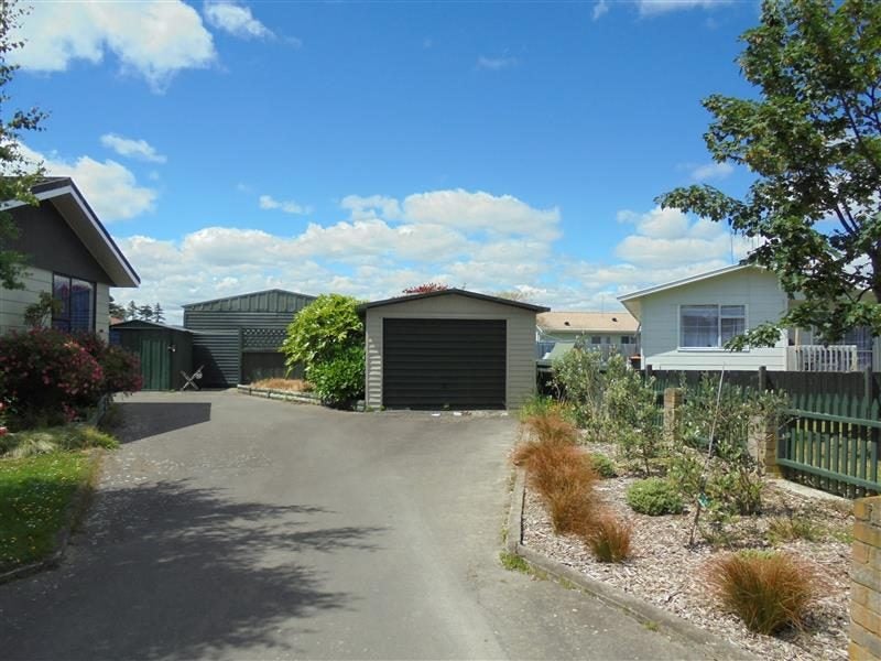 10 Chatsworth Place, Highbury, Palmerston North - Carousel 9