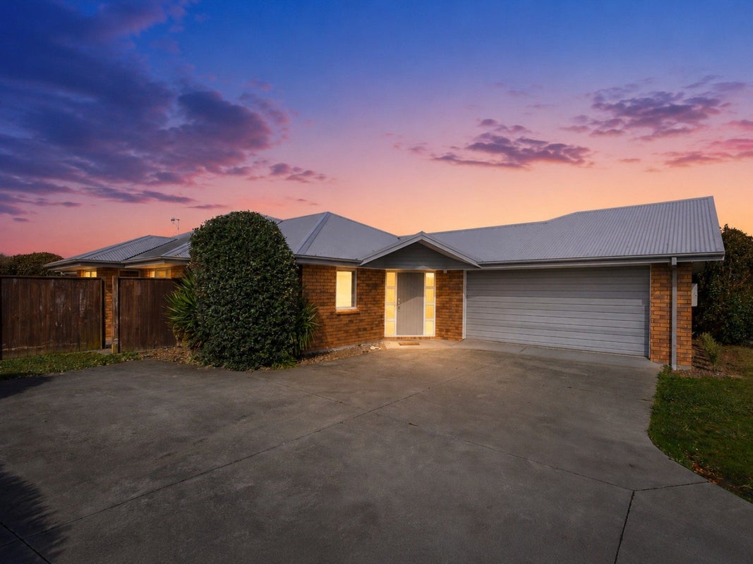 51 Tennyson Avenue, Kelvin Grove, Palmerston North, Manawatu / Whanganui - Carousel 1