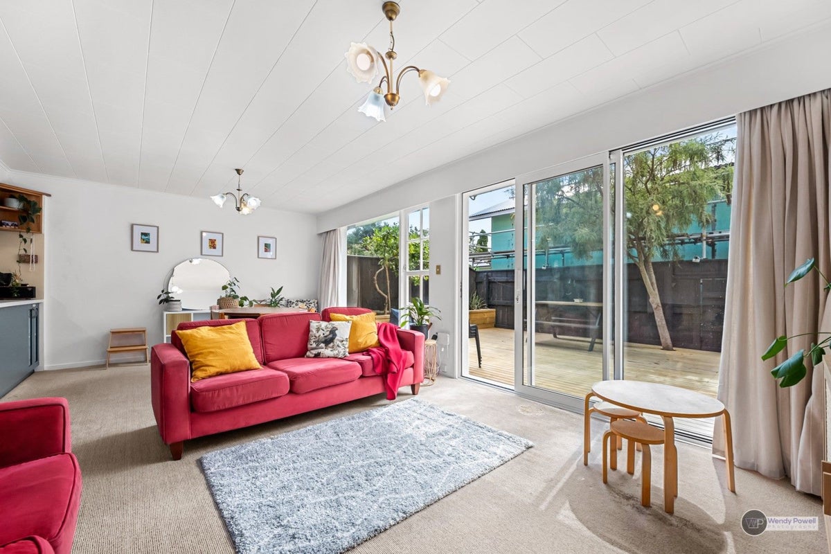 3/371 MURITAI RD, MURITAI, EASTBOURNE - Carousel 2
