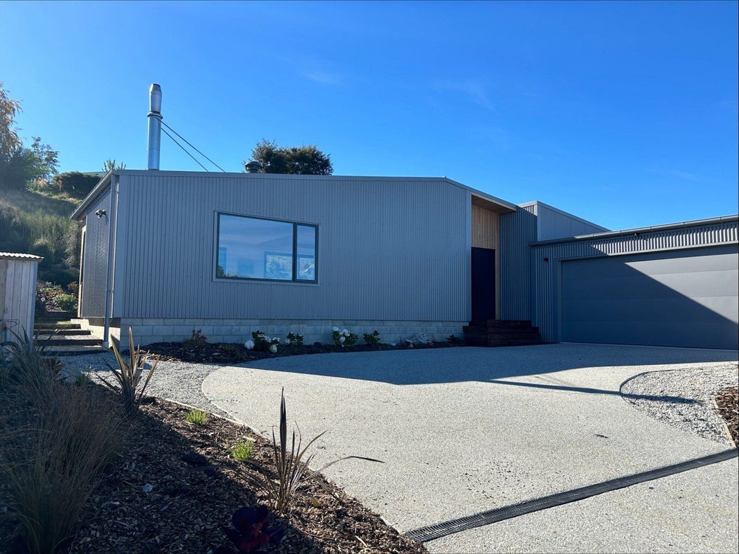 21 Tomtit Crescent, LAKE HAWEA - Carousel 17