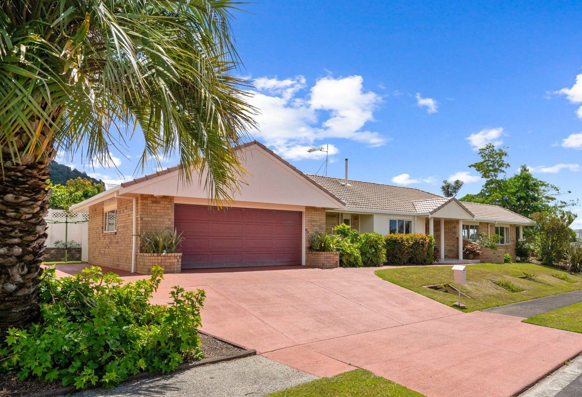 2 Timandra Place, Te Kamo, Whangarei - Carousel 1