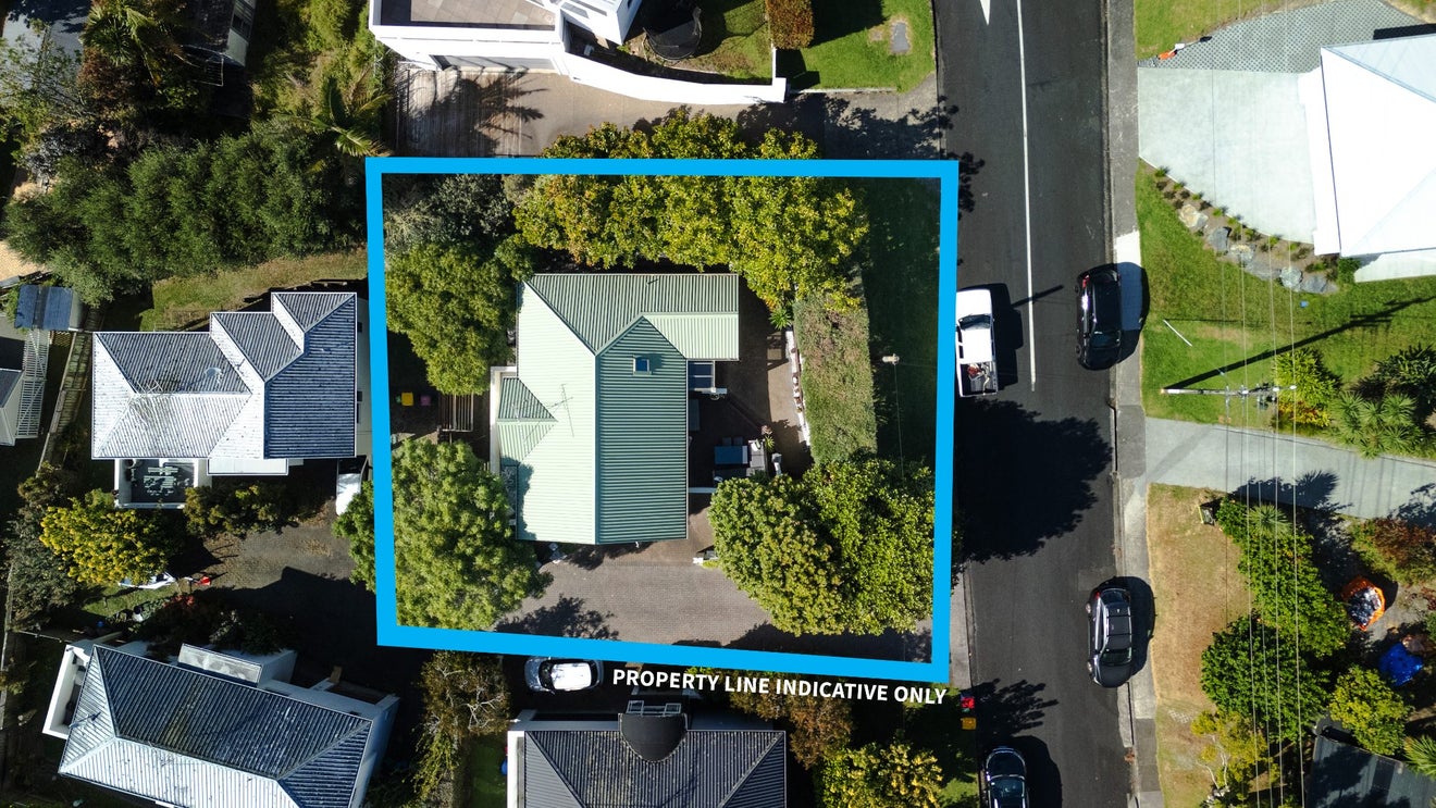 1 Alfred Street, Northcote Point, Auckland - Carousel 20