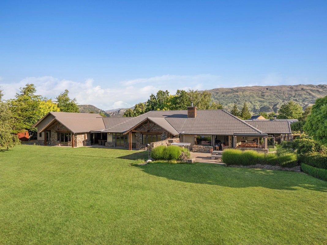 6/71 Cardrona Valley Road, WANAKA, Wanaka - Carousel 2
